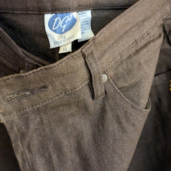 Designer Jeans - Picture 3 of 3